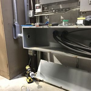 electrifiedservices.com - B52 brewery - IMG_3025.JPG